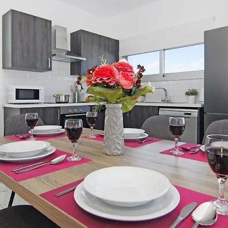 Austin Villa Paralimni