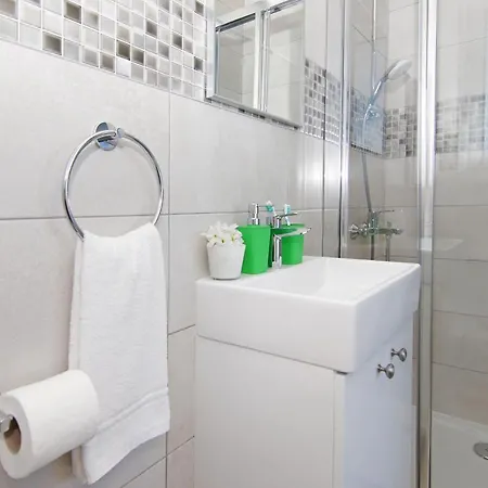 Austin Villa Paralimni